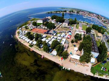 Фотографии Кемпинги Camping Molo Surf SPOT г. Ястарня (Польша) №1 Фото Кемпинги Camping Molo Surf SPOT г. Ястарня 1