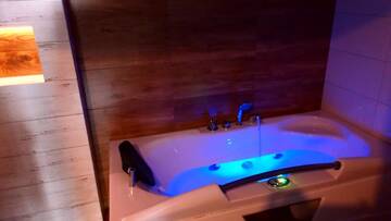 Фото номера Апартаменты Делюкс Апартаменты Apartamenty i Domki PrzystańTu г. Ястарня 4