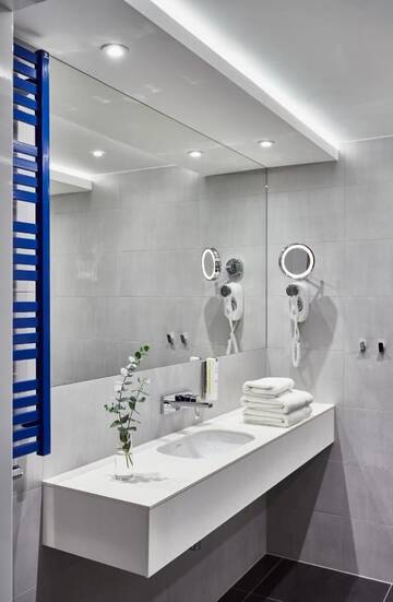 Фото номера Номер-студио с балконом Отель Hotel Dom Zdrojowy Resort &amp; SPA г. Ястарня 3