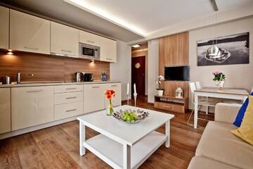 Фото номера One-Bedroom Apartment with Balcony - Floriana Ceynowy 13D/10 Street Апартаменты BlueApart Marina Jastarnia г. Ястарня 13