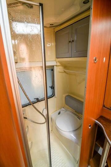 Фото номера Дом-фургон Кемпинги Camping Molo Surf SPOT г. Ястарня 7