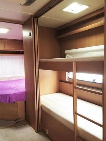 Фото номера Дом-фургон Кемпинги Camping Molo Surf SPOT г. Ястарня 4