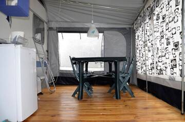 Фото номера Дом-фургон Кемпинги Camping Molo Surf SPOT г. Ястарня 7