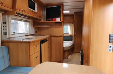 Фото номера Дом-фургон Кемпинги Camping Molo Surf SPOT г. Ястарня 4
