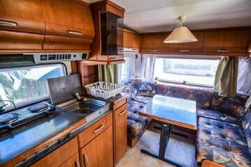 Фото номера Дом-фургон Кемпинги Camping Molo Surf SPOT г. Ястарня 3