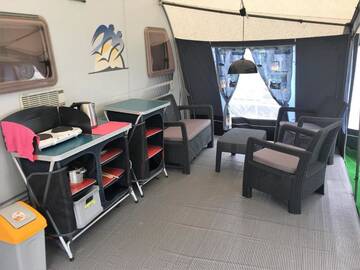 Фото номера Дом-фургон Кемпинги Camping Molo Surf SPOT г. Ястарня 9
