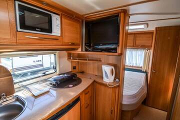 Фото номера Дом-фургон Кемпинги Camping Molo Surf SPOT г. Ястарня 5