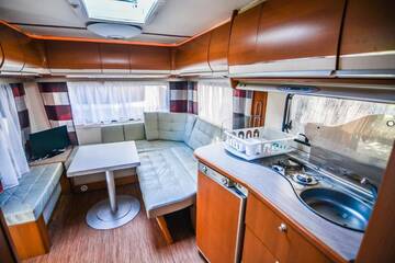 Фото номера Дом-фургон Кемпинги Camping Molo Surf SPOT г. Ястарня 6