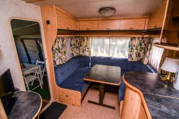 Фото номера Дом-фургон Кемпинги Camping Molo Surf SPOT г. Ястарня 4